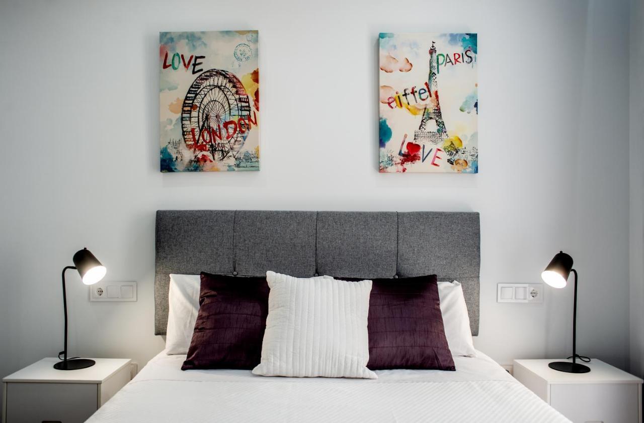 Apartamentos Turisticos Moret11-1B Caces 外观 照片